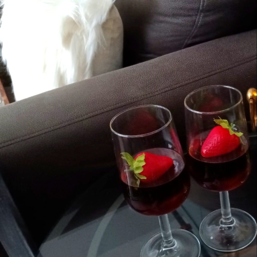 fake wine glasses